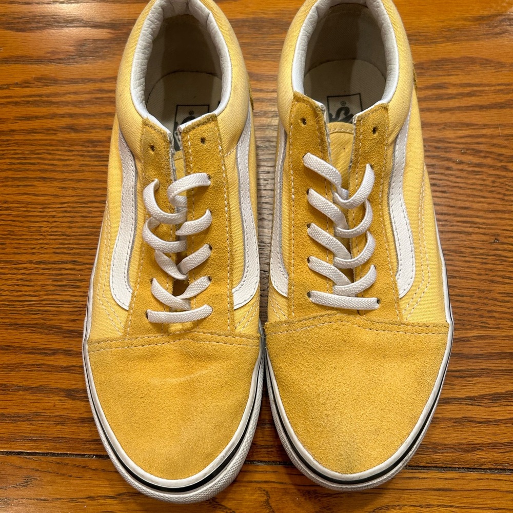 Yellow Vans - Picture 3 of 4